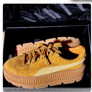 Fenty x Puma Creeper Rihanna Suede Platform Sneakers in Velour dust bag and box